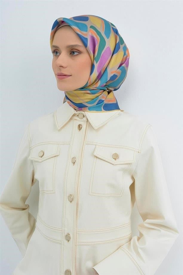 Armine Tivil Saf İpek Eşarp 9504 - 55 Krem Sarı Soyut Desen