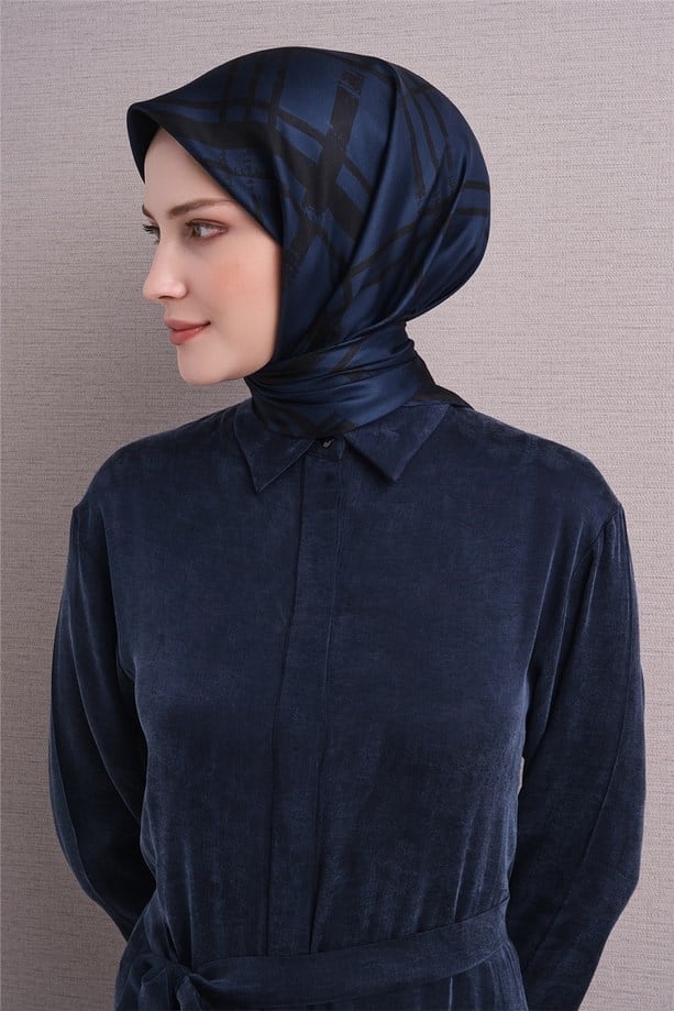 Armine  Tivil Saf İpek Eşarp 9643 06 Siyah Lacivert Soyut Desen 