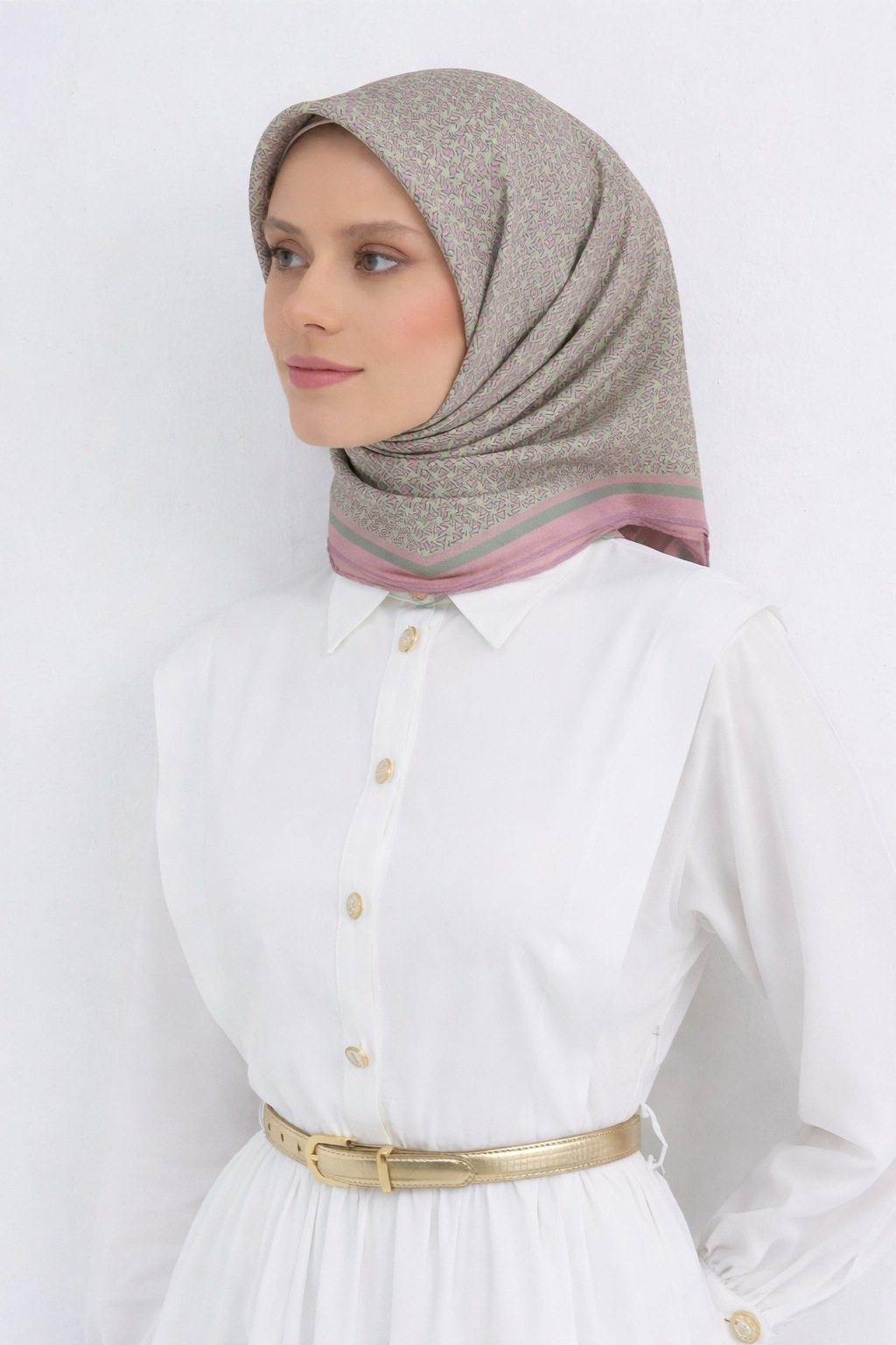 Armine Tivil Saf İpek Eşarp IST 9528 - 09 Pembe Yeşil Üçgen Desen