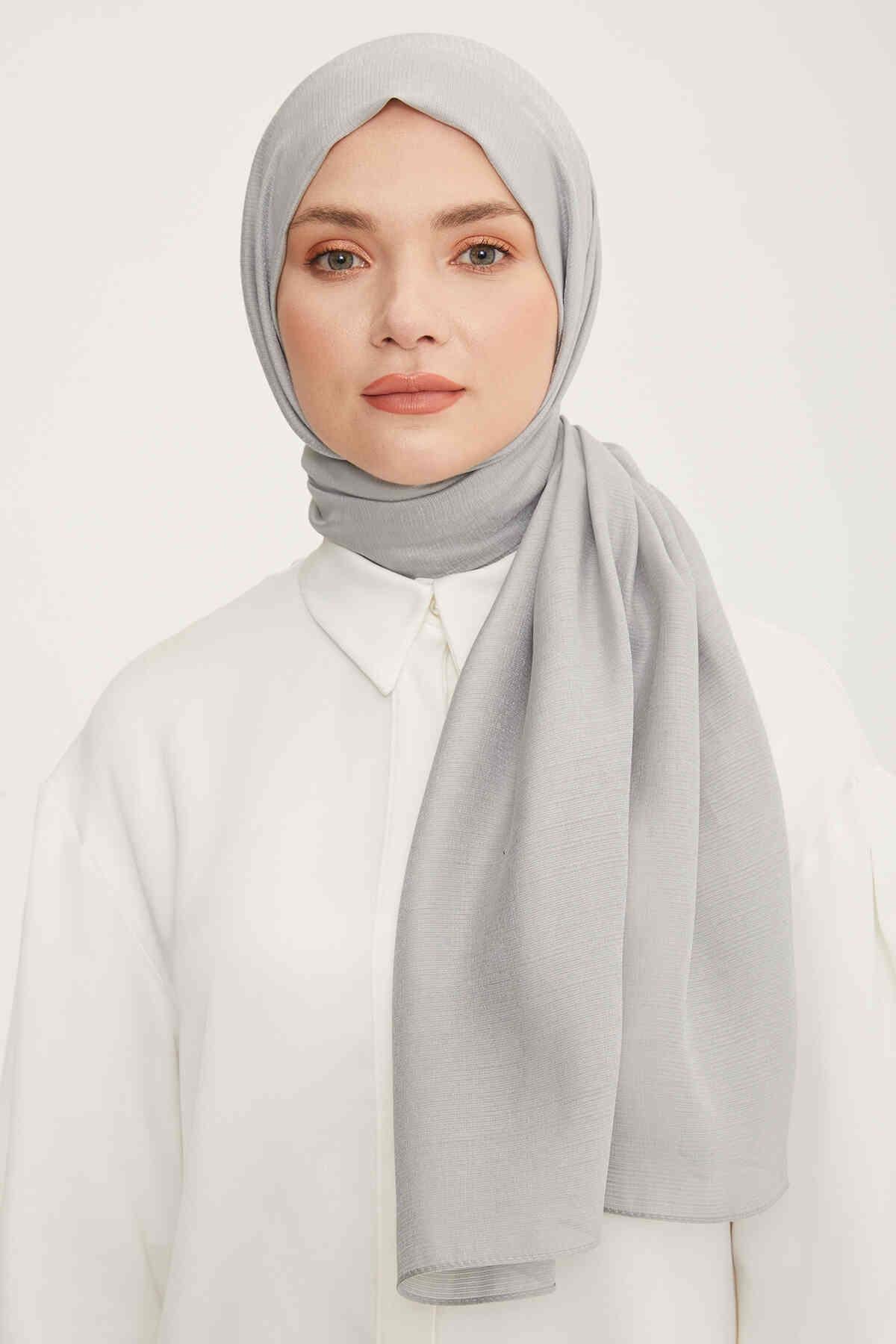 Armine Trend Açık Gümüş Düz Renk Pırıltı Şal 2 - 23017