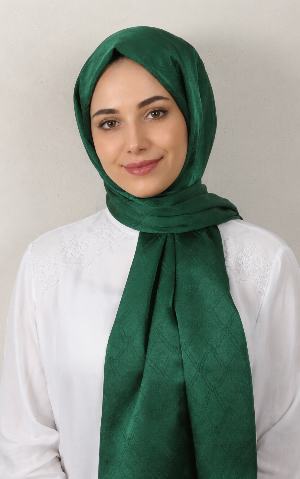 Armine Trend Janjan Jakar 6 Yeşil Monogram Desenli IST 22016