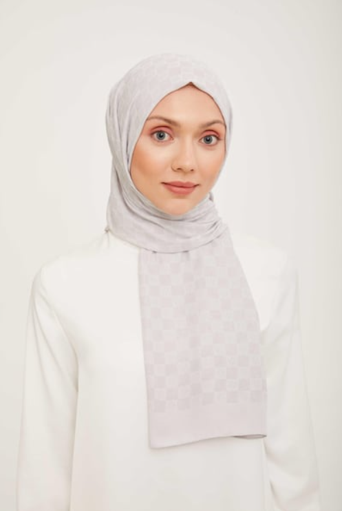 Armine Trend Ultra Lıght A Logo Gümüş Rengi Şal IST 18 - 3128
