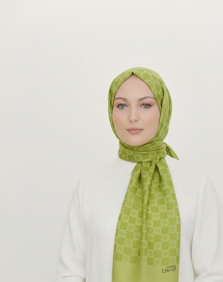 Armine Trend UltraLıght 18 IST 3134 Yeşil Monogram Desen