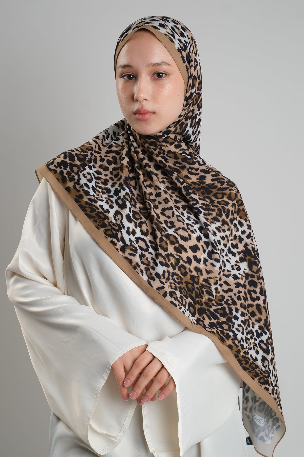 Bej Zera Şal Koleksiyon İtalyan Dikişli Mucize Kumaş Leopar Desenli 202134_12