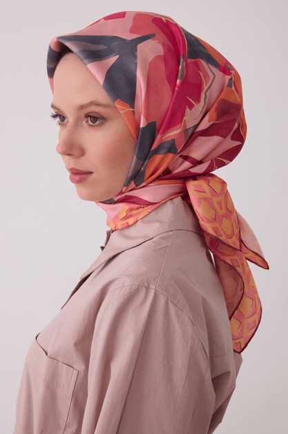 Belli Tivil İpek Eşarp 4426 01 Pembe Çiçek Desen
