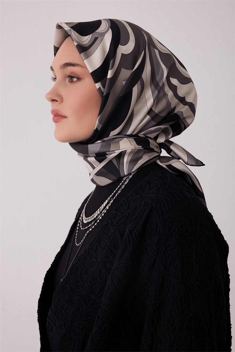 Belli Tivil İpek Eşarp Siyah 4414 85 Soyut Desen