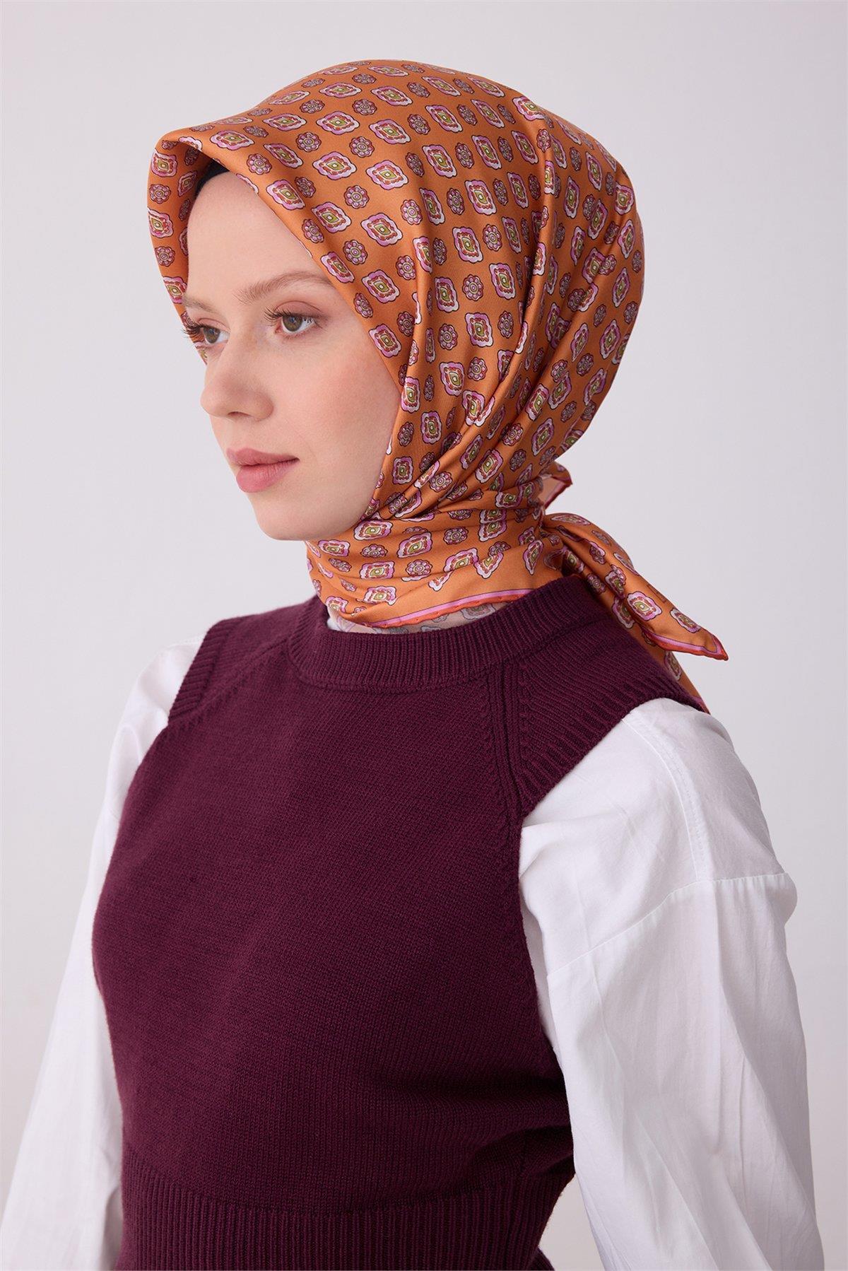 Belli Tivil Saf İpek Eşarp 4308 - 33 Turuncu Batik Desen