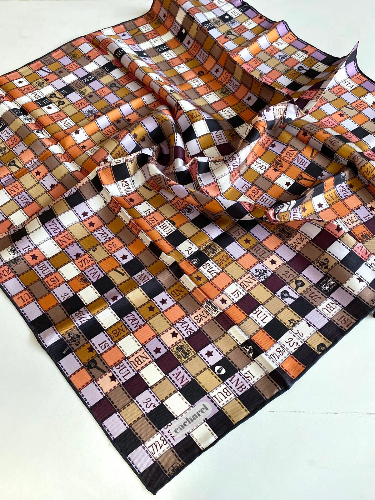 Cacharel Defolu Tivil İpek Eşarp 41998 Siyah Karışık Desen