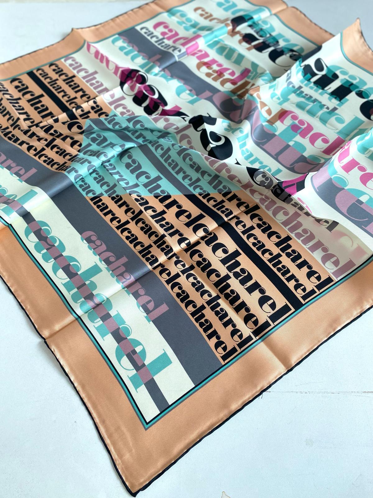 Cacharel Defolu Tivil İpek Eşarp 45645 Yavruağzı Karışık Desen