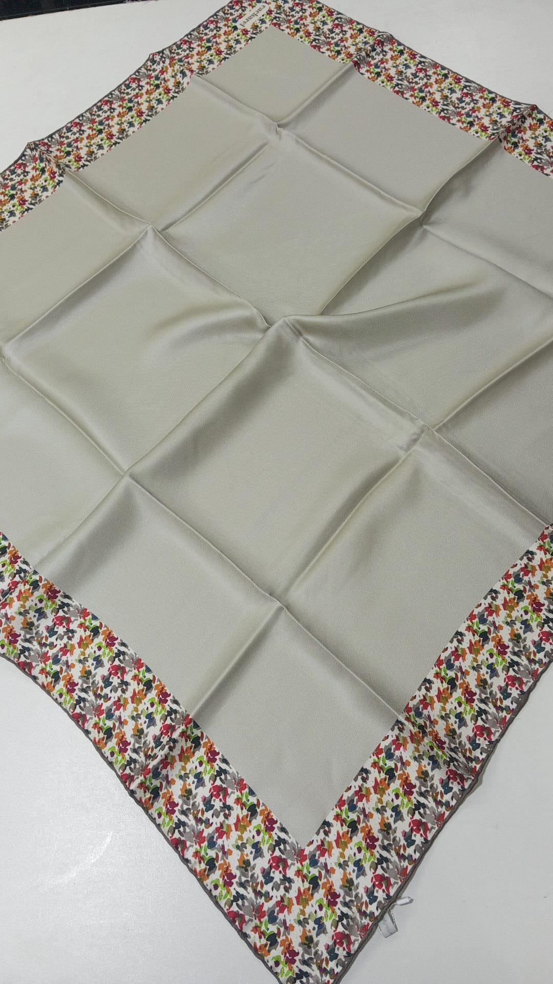 Cacharel Tivil İpek Eşarp IST 8690313- 971 Su Yeşil Düz Desen