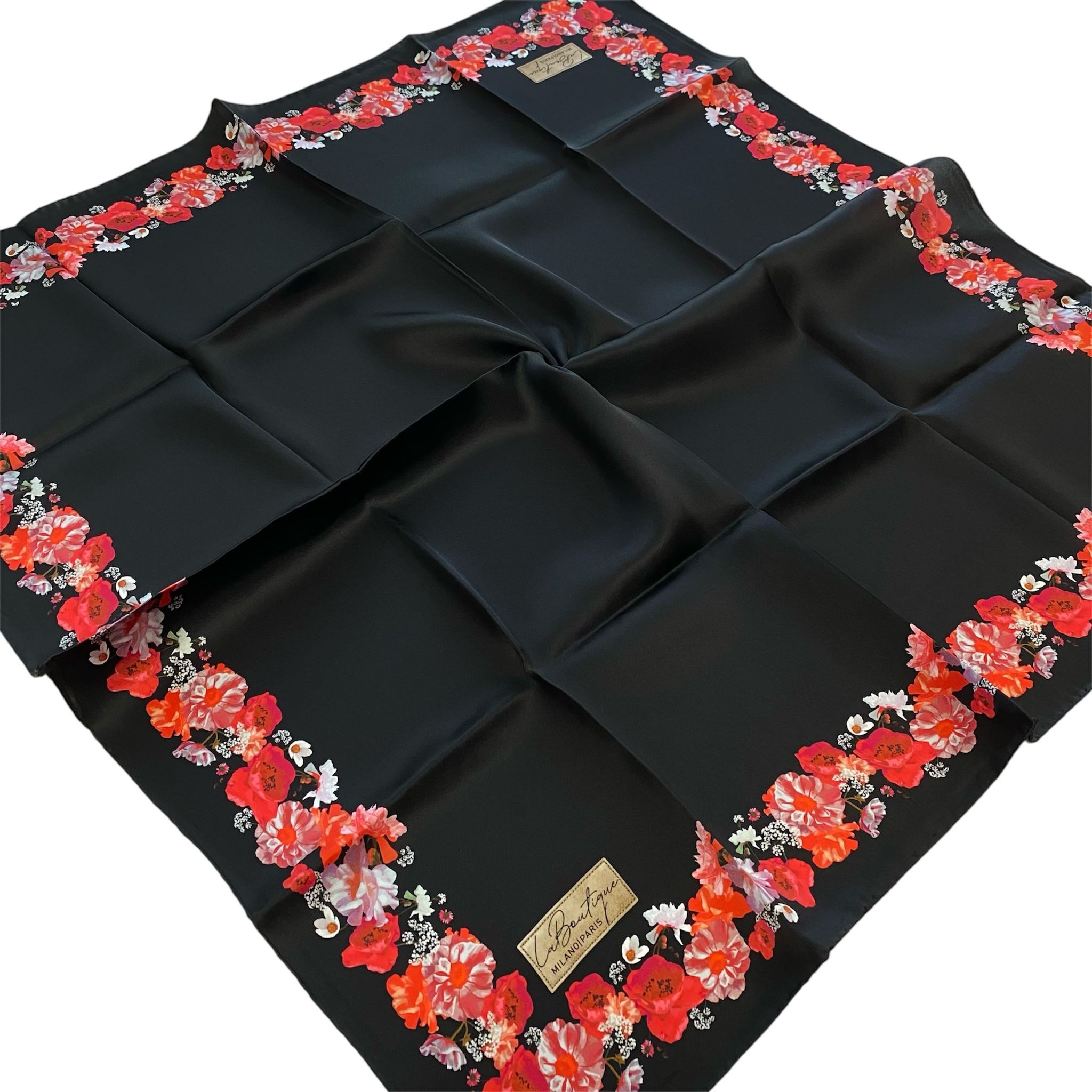 La Boutique Az Hatalı Sura Saf İpek Eşarp 54360 Siyah Düz Desen