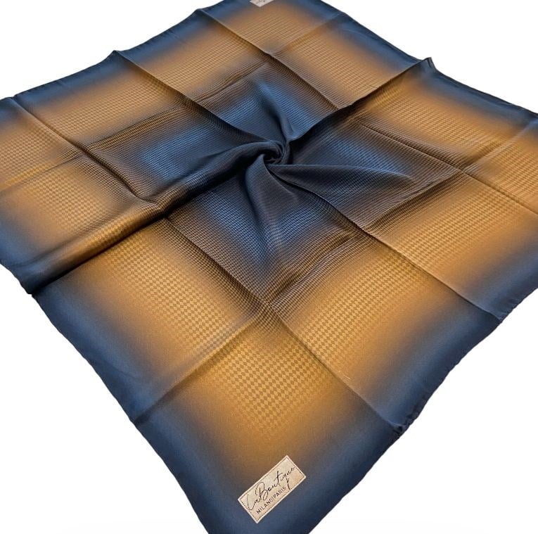 La Boutique Az Hatalı Sura Saf İpek Eşarp 54766 Kahve-Lacivert Geometrik Desen 