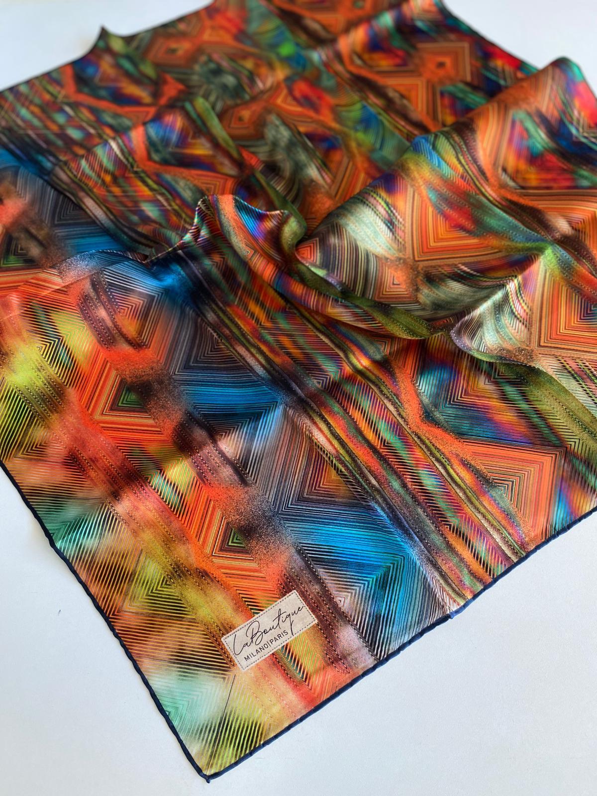 La Boutique Defolu Sura İpek Eşarp 49900 Mavi-Mercan Dijital Desen