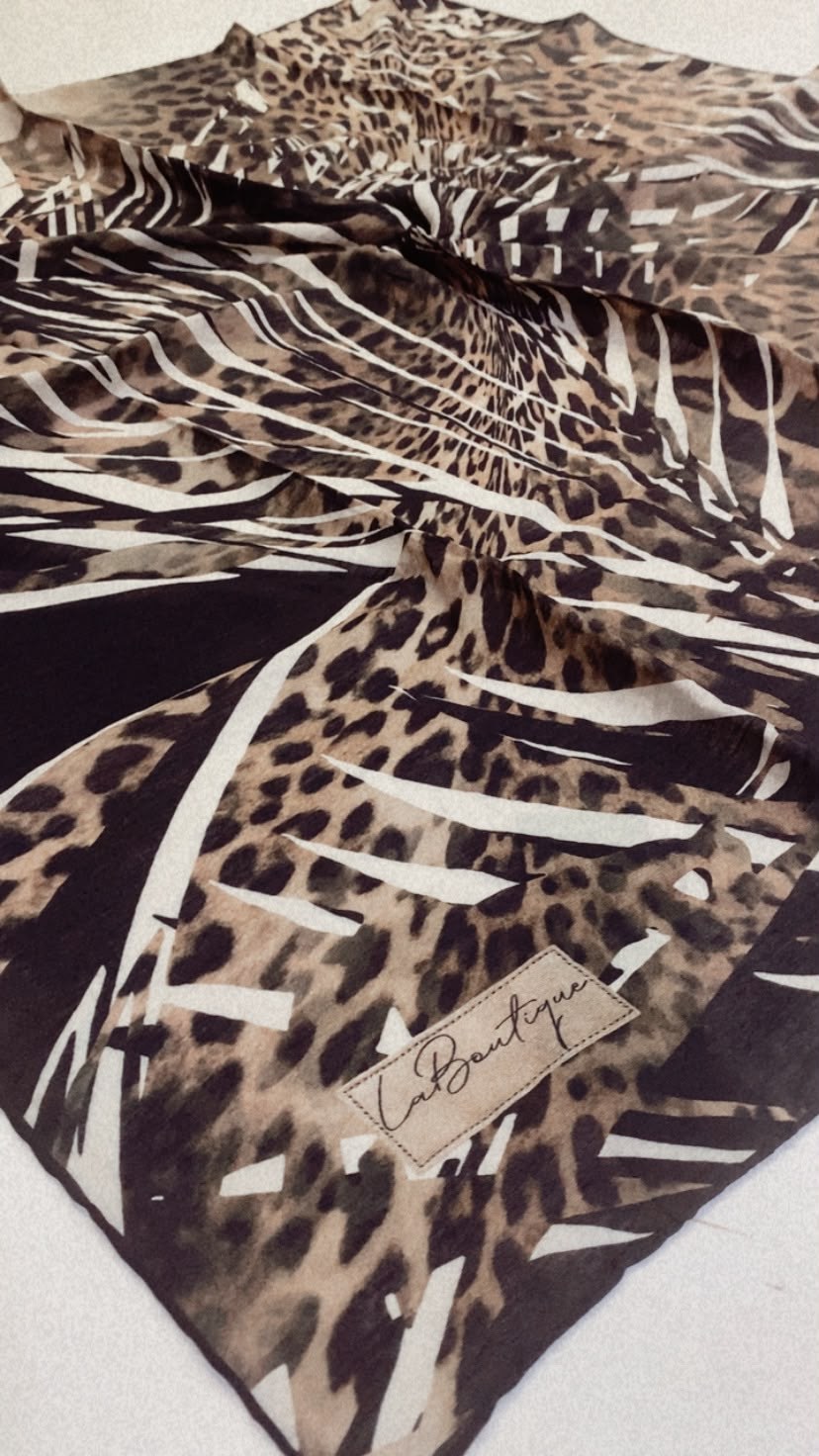 La Boutique Güz Eşarp 2140 02 Siyah Kahverengi Leopar Geometrik Desen