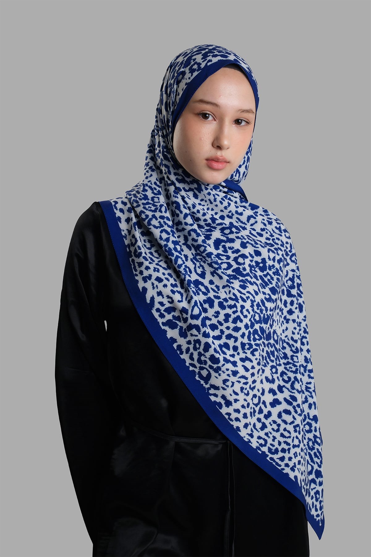 Lacivert Zera Şal Koleksiyon İtalyan Dikişli Mucize Kumaş Leopar Desenli 202134_02