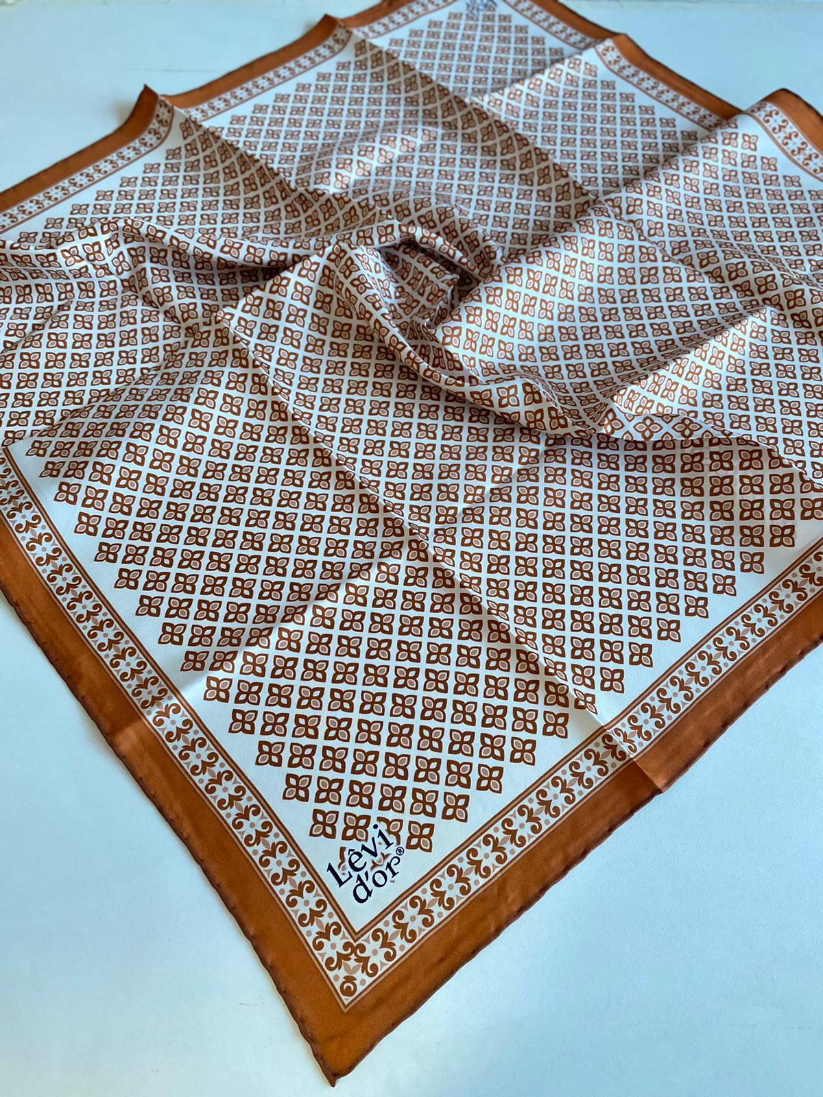 Levidor Tivil İpek Eşarp 39248 Turuncu Monogram Desen
