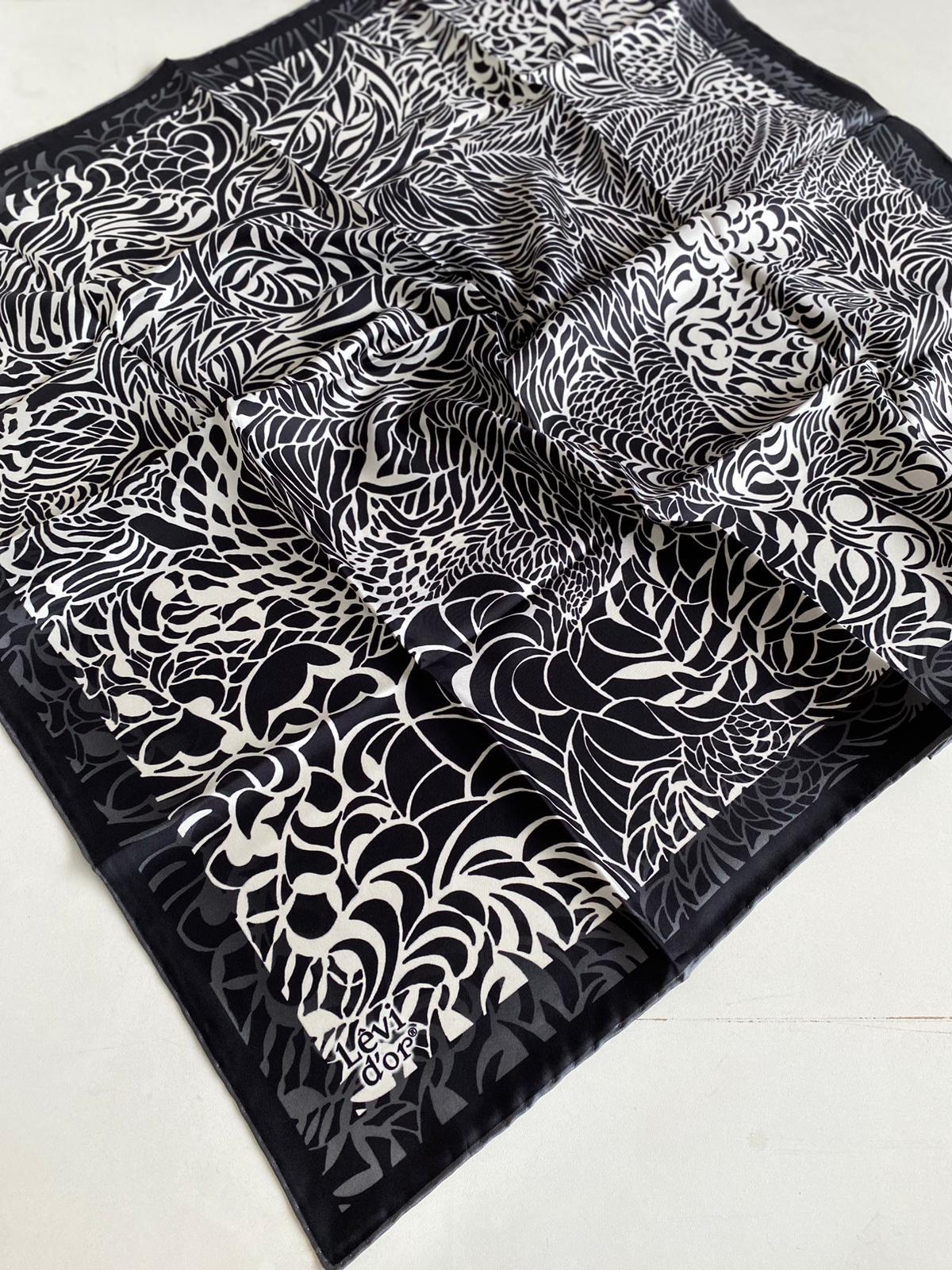 Levidor Tivil İpek Eşarp 43962 Siyah Karışık Desen