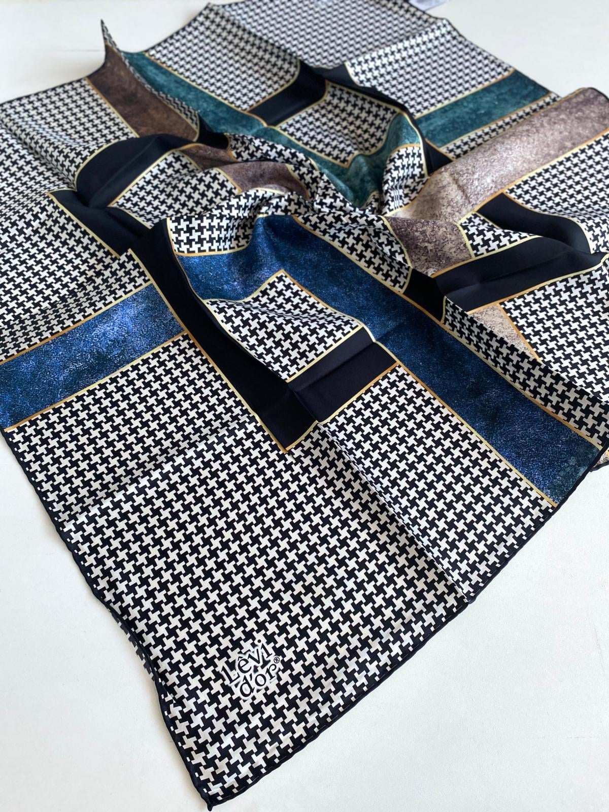 Levidor Twill Pure Silk Scarf 48984 Black Mixed Pattern