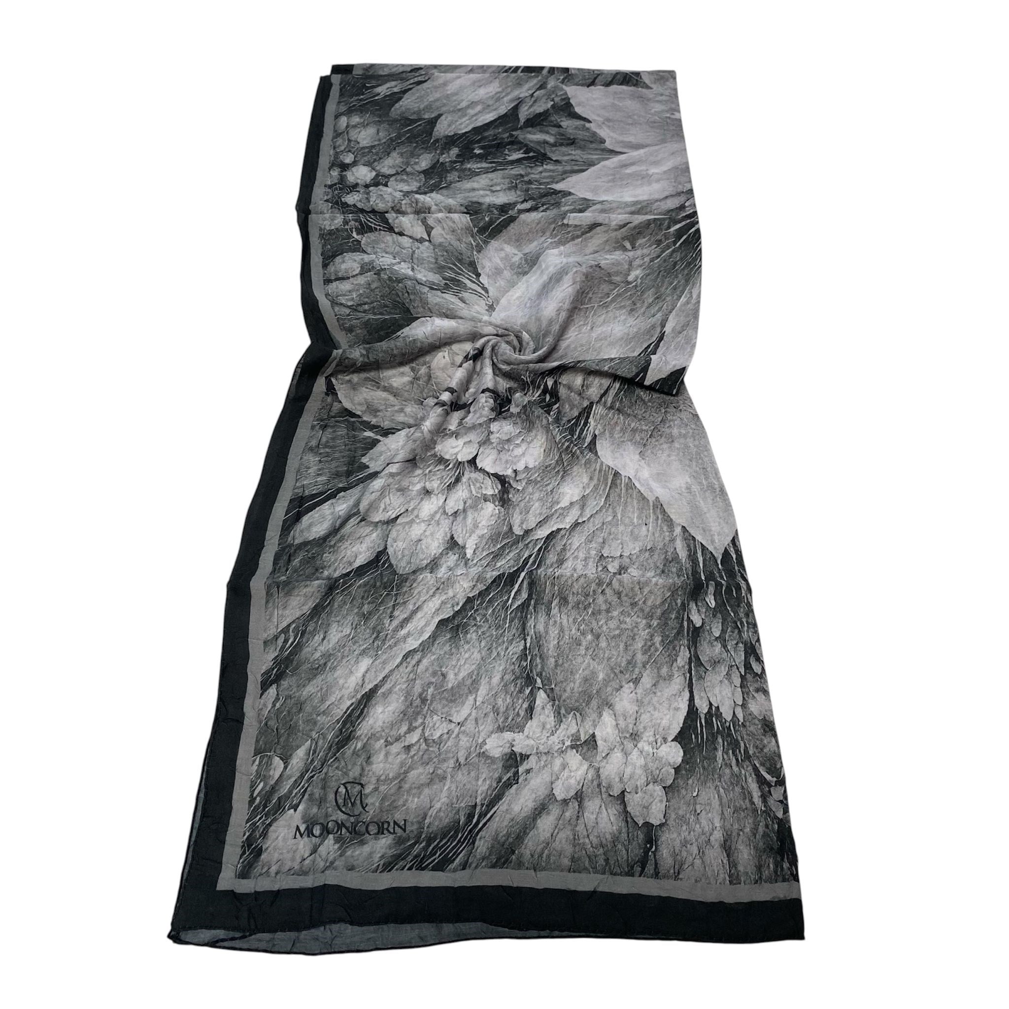 Mooncorn Çiçek Batik Desen Siyah 55135