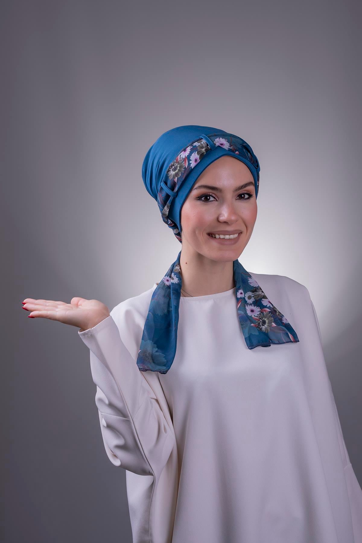 P. Mavisi Pratik Hazır Geçmeli Tesettür Bone Sandy Kumaş Desenli Şifon Kemerli 1205D_17