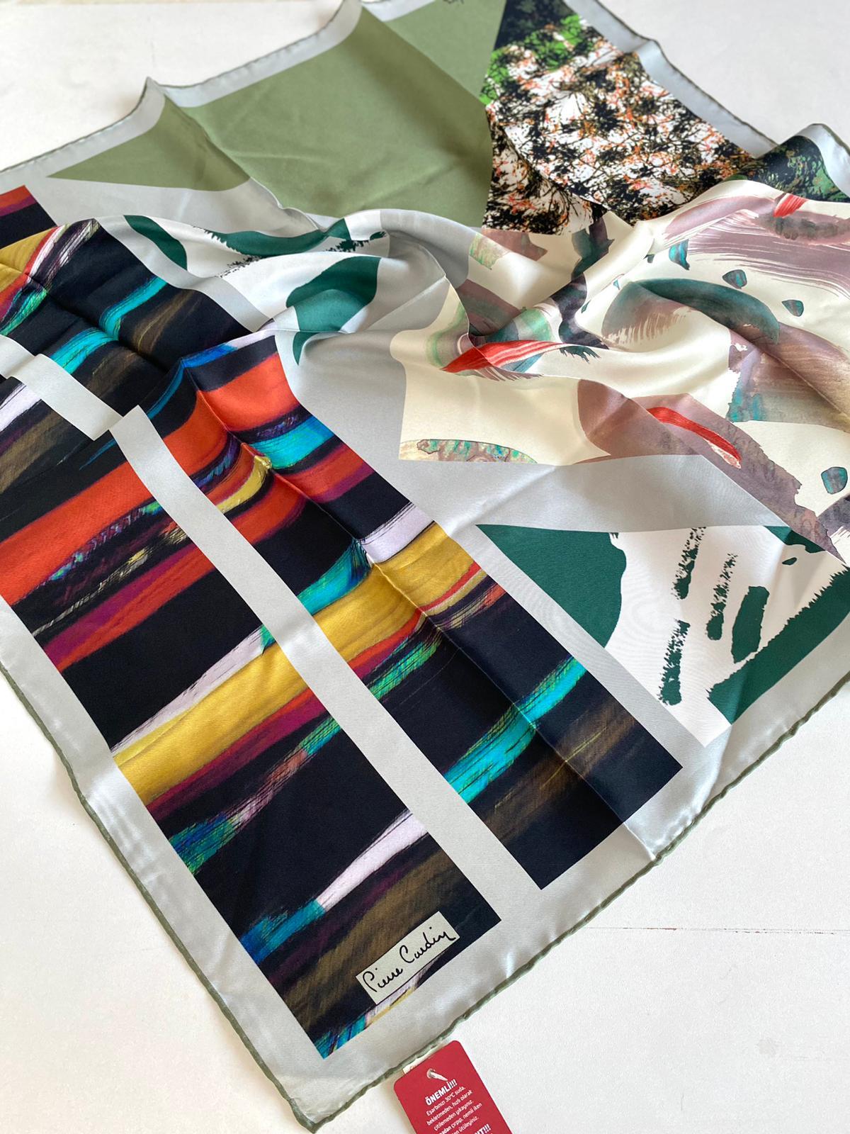 Pierre Cardin Defolu Tivil İpek Eşarp 42336 Yeşil Karışık Desen 8394438-951