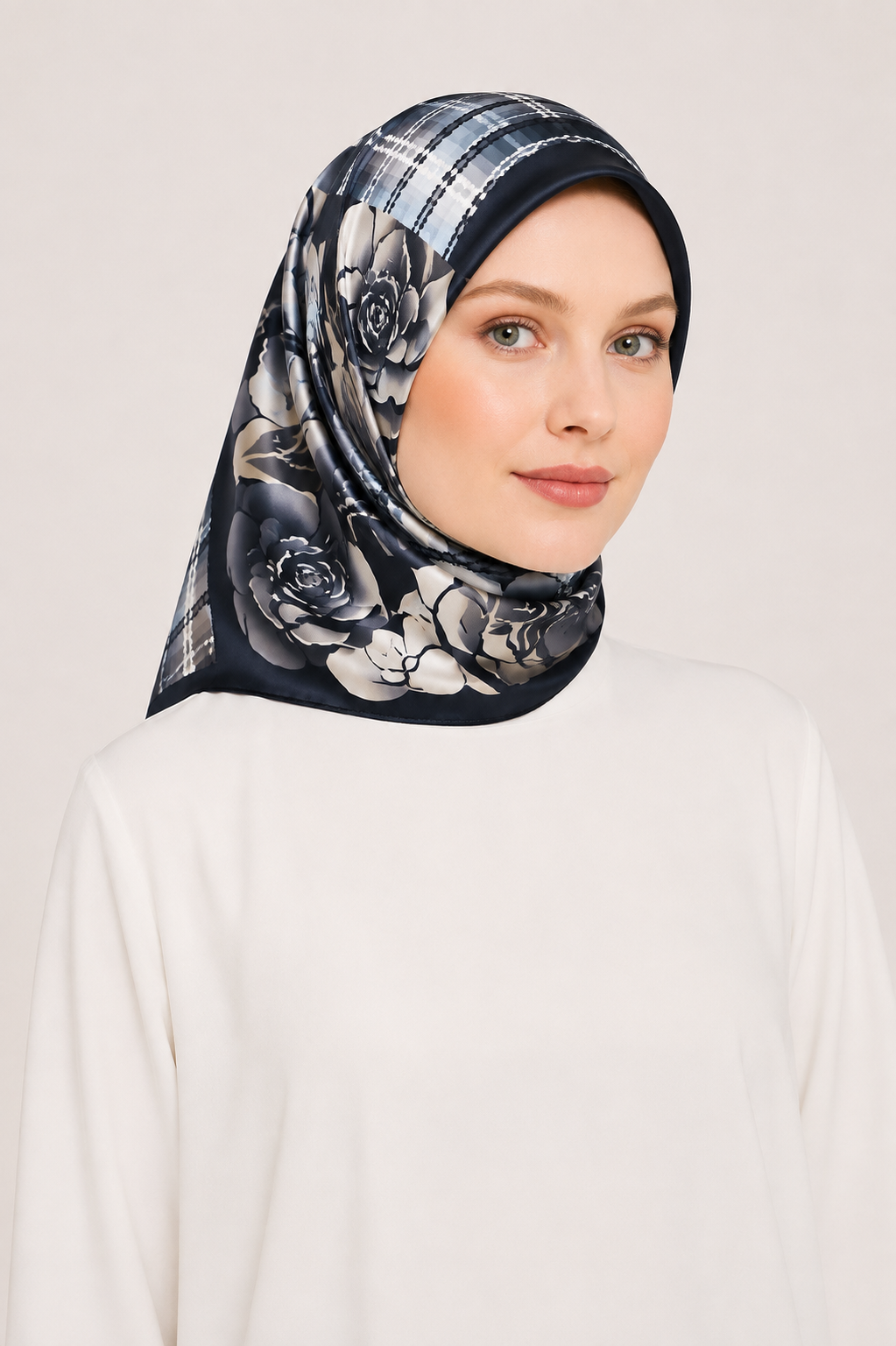 Pierre Cardin Siyah Beyaz Karma Desen Tivil İpek Eşarp 8750438 - 912