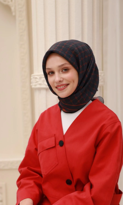 Silk Home Olinda Eşarp IST 48001 - 09 Siyah - Mürdüm İnce Monogram Desen
