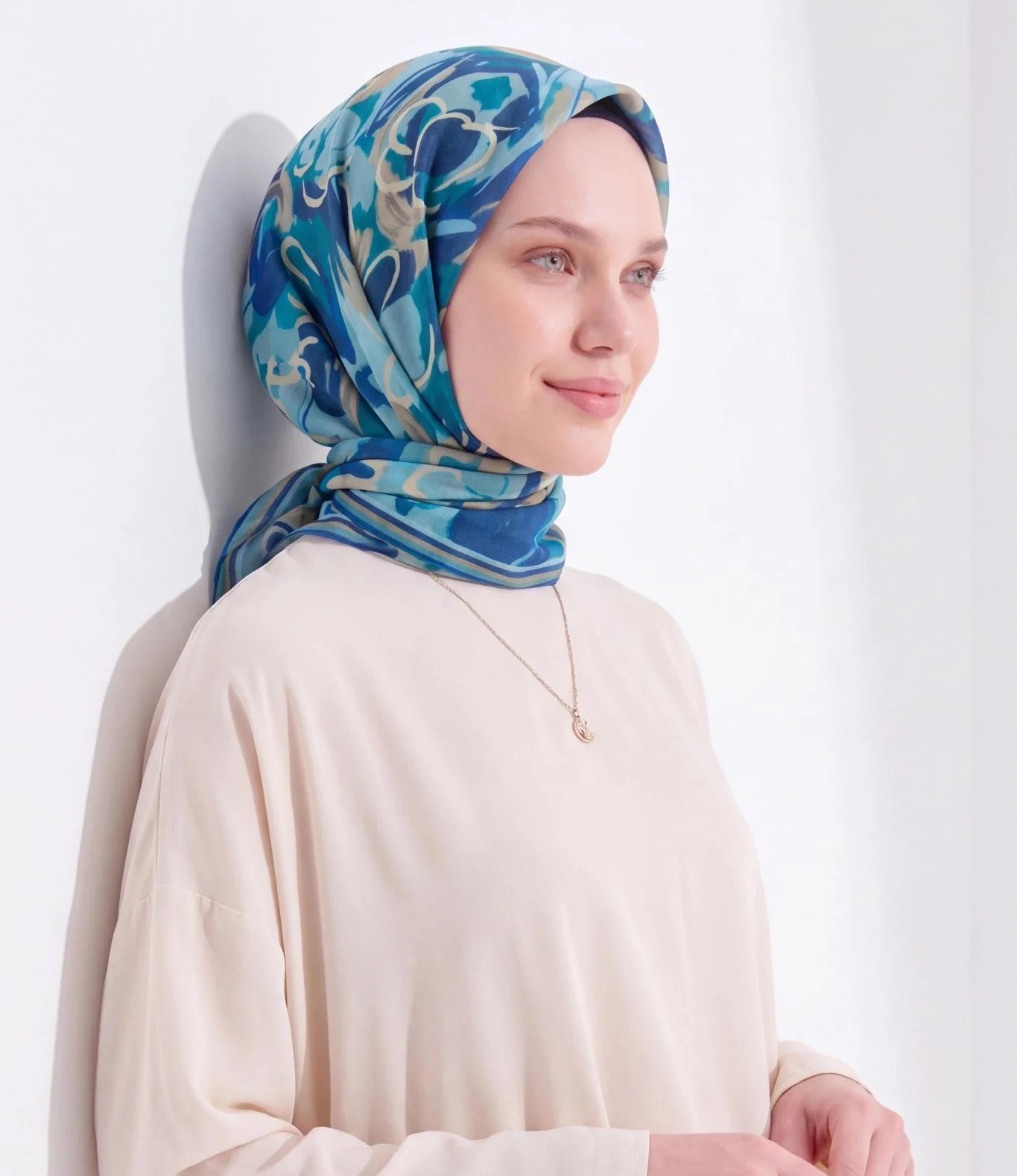 Silk Home Soft Eşarp Soyut Desenli Turkuaz Lacivert