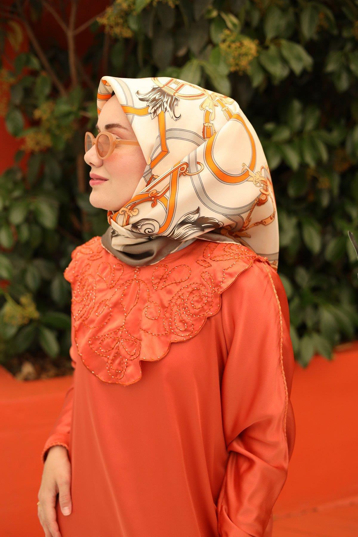 Silk Home Tivil İpek Eşarp 11436-04 Gri Karışık Desen