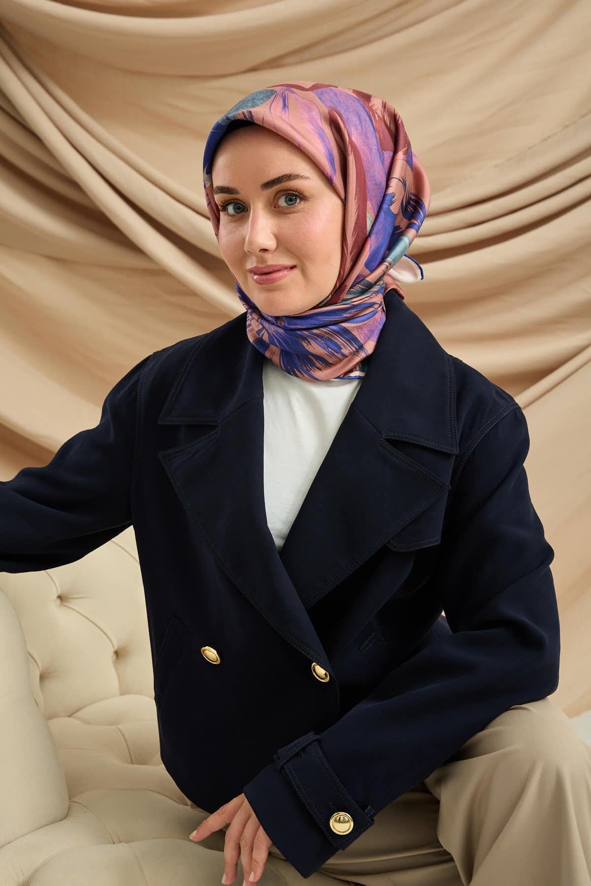 Silk Home Tivil İpek Eşarp IST 11480 - 75 Sax Mavisi Çiçekli Desen