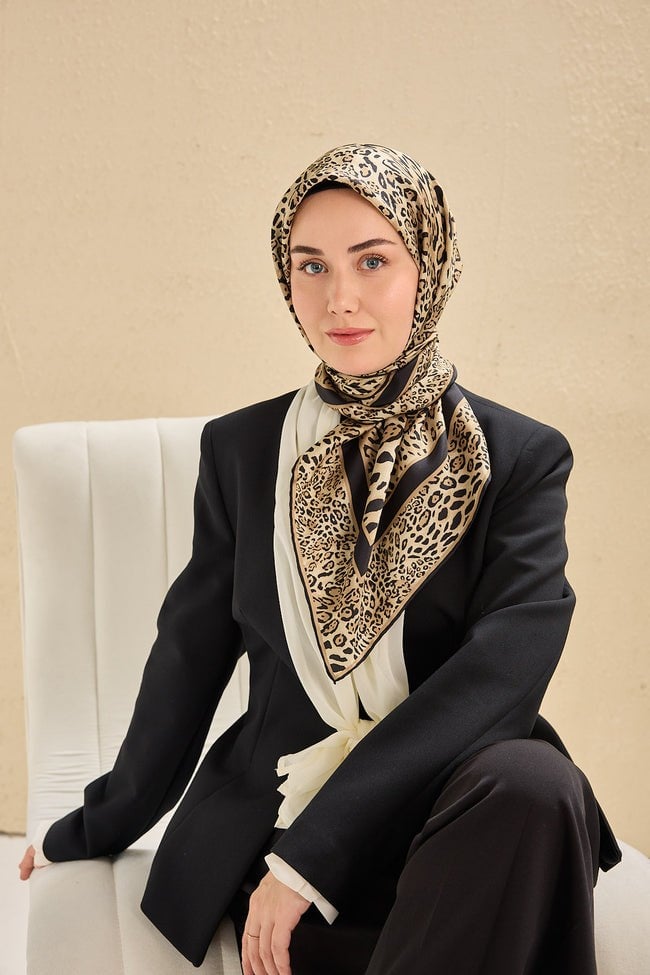 Silk Home Tivil İpek Eşarp IST 11506- 02 Sarı-Siyah Leopar Desen
