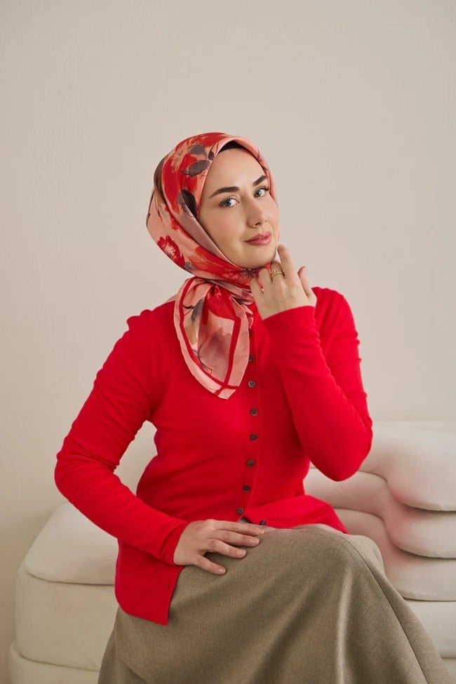 Silk Home Tivil Saf İpek 11498 - 04 Kırmızı Çiçek Desen