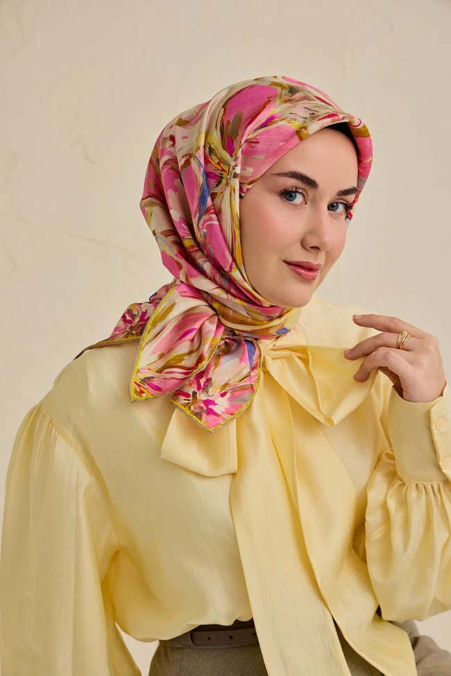 Silk Home Tivil Saf İpek 11501 - 18 Pembe Çiçek Desen