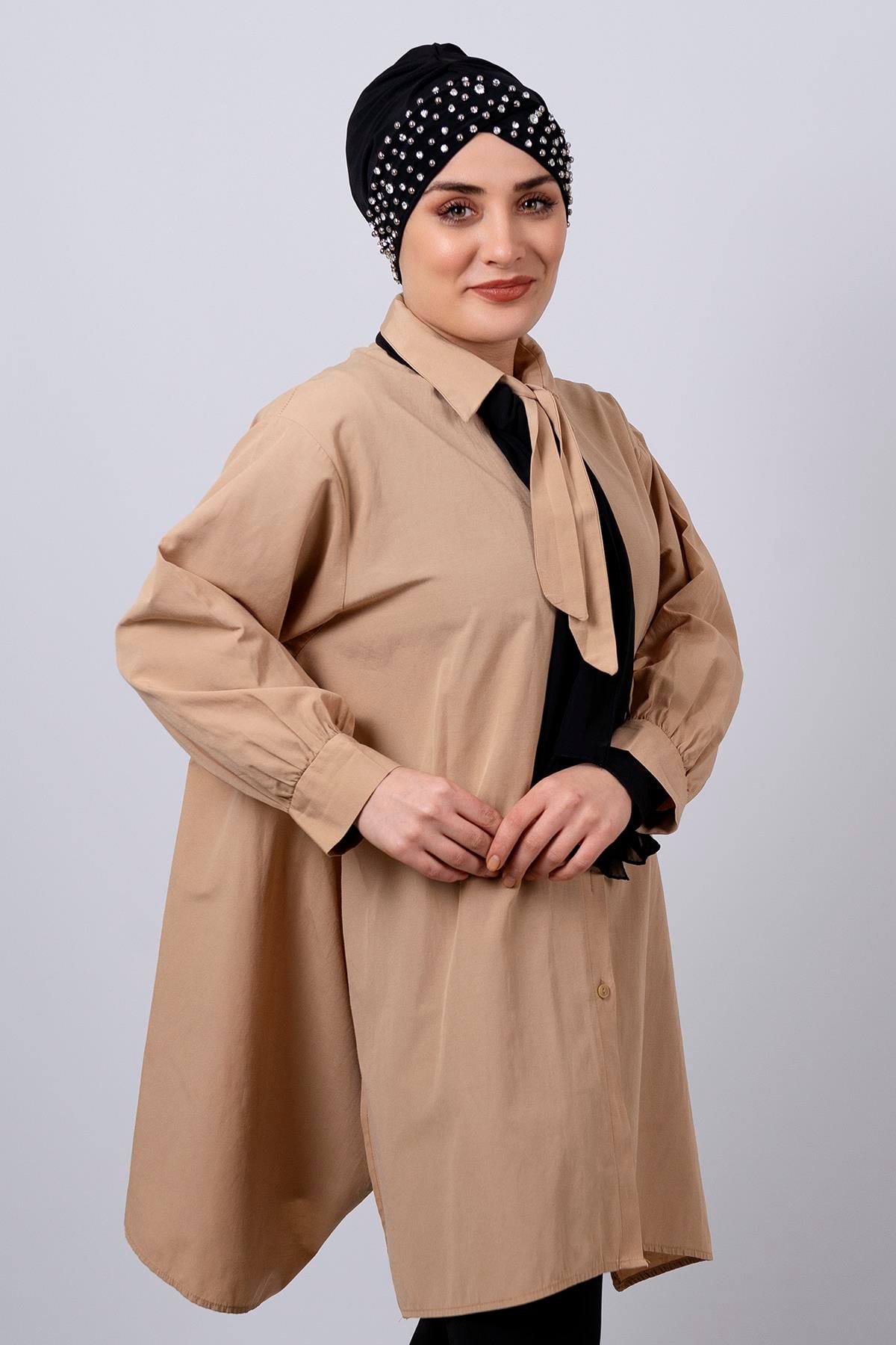 Siyah Pratik Hazır Geçmeli Tesettür Bone Sandy Kumaş Taşlı 1456_01