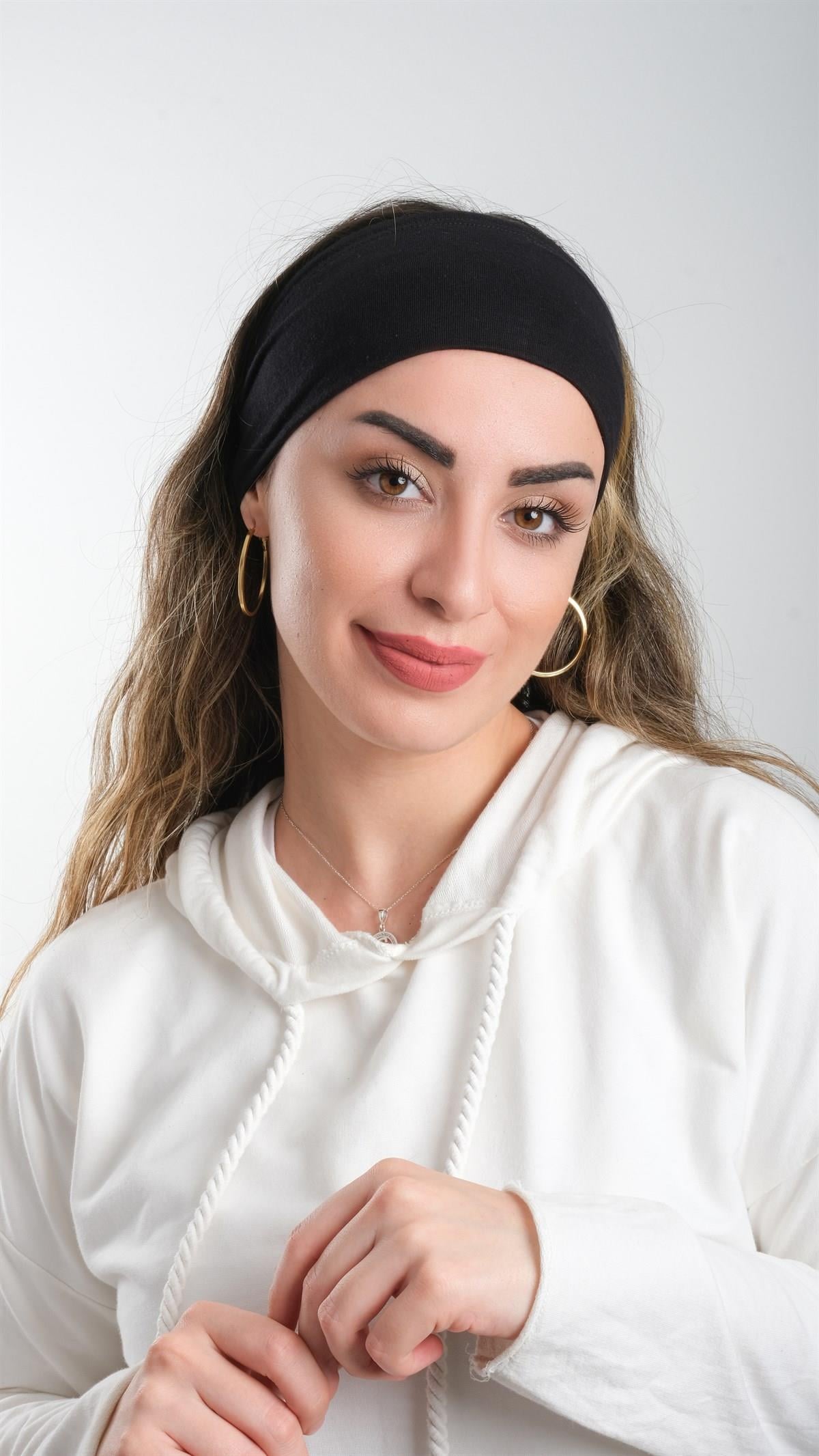 Siyah Pratik Hazır Geçmeli Tesettür Bone Viskon Kumaş Sade 3007_01