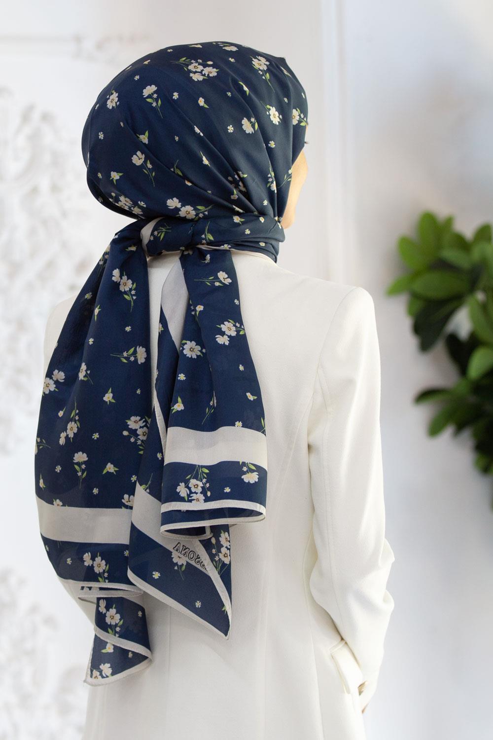 Vissona İpek Fresh Şal 60343-0033 Lacivert- Krem Çiçek Desen