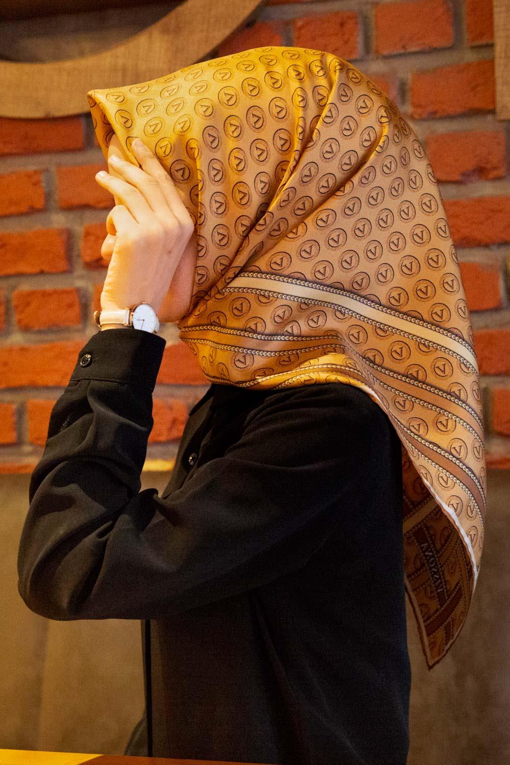 Vissona Tivil Gold-Bej İpek Eşarp 16505-0011-0004