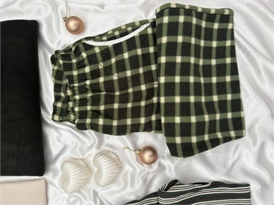 Bej Ördek ve Haki Ekose Günlük Rahat Sevgili Çift Uzun Kollu Pijama Takımı (2li Set)