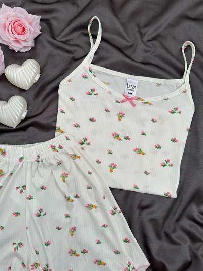 Çiçek Buketi Desenli Ekru Oslo Şortlu Pijama Takımı