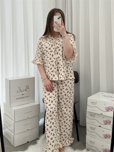 Çiçek Dalı Desenli Kısa Kollu Pijama Takımı