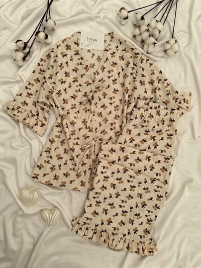 Çiçek Dalı Desenli Kısa Kollu Pijama Takımı