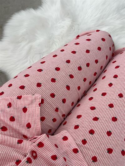 Çilek Buketi Kısa Kollu Pijama Takımı 