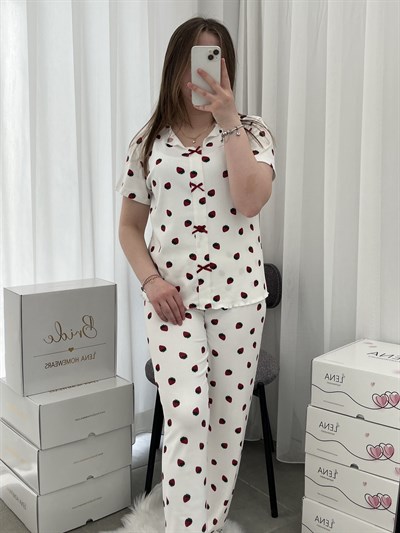 Çilek Desenli Ekru Oslo Dörtlü Pijama Takımı