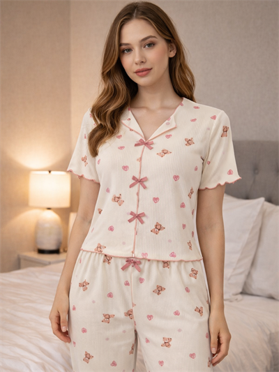 Ekru Ayıcık Desenli Dörtlü Crop Pijama Takımı