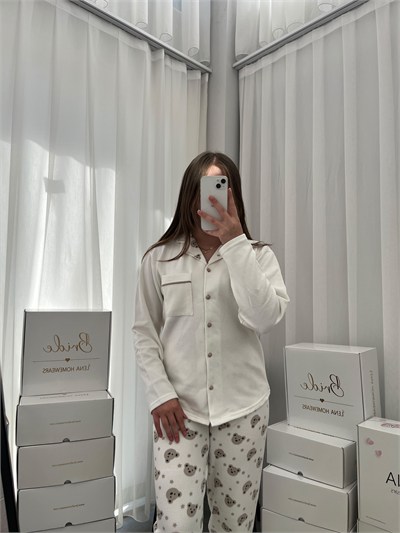 Ekru Ayıcık Desenli Düğmeli Waffle Pijama Takımı
