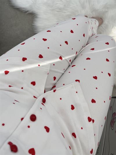 Ekru Kalp Desenli Düğmeli Termosoft Pijama Takımı