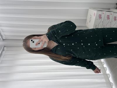 Ekru Kakıp Desenli Zümrüt Polar Pijama Takımı