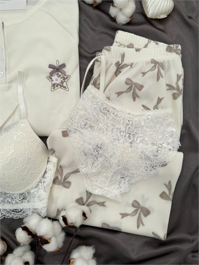 Ekru Kurdele Desenli 4lü Patlı Waffle Pijama Takımı