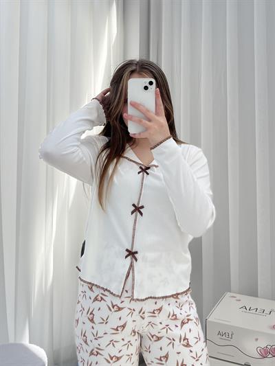 Ekru Yaprak Desenli Fiyonk Detaylı Pijama Takımı