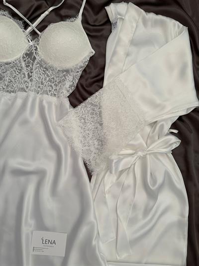 Enchante Lüks Dantelli Yırtmaçlı Uzun Gecelik & Sabahlık 